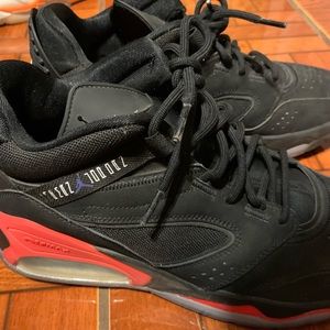 Worn a couple of times really comfortable worth buying.